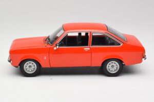 Ford Escort Mk2 Signal Orange Minichamps 1:18 150084100 Metall — Bild 4 von 8