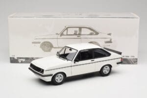 Ford Escort Mk2 RS 2000 LHD Weiß Minichamps 1:18 150084300 Metall — Bild 8 von 8
