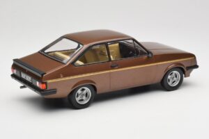 Ford Escort Mk2 RS 2000 Brown Metallic MCG 1:18 MCG18530 Metall — Bild 2 von 6