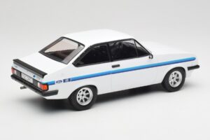 Ford Escort Mk2 RS 2000 Weiss MCG 1:18 MCG18439 Metall — Bild 2 von 6