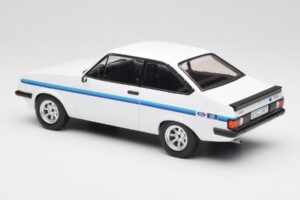 Ford Escort Mk2 RS 2000 Weiss MCG 1:18 MCG18439 Metall — Bild 5 von 6