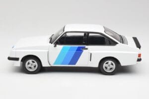 Ford Escort Mk2 RS 2000 X-Pack Diamond Weiß & Blau Decor MCG 1:18 MCG18351 Metall — Bild 3 von 6