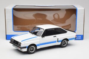 Ford Escort Mk2 RS 2000 X-Pack Diamond Weiß & Blau Stripe MCG 1:18 MCG18350 Metall — Bild 6 von 6