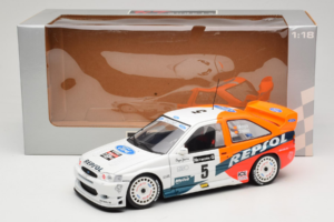 Ford Escort RS Cosworth Repsol #5 C. Sainz / L. Moya RAC Rally 1997 UT Models 1:18 39750 Metall — Bild 8 von 8