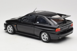 Ford Escort RS Cosworth Black Metallic Minichamps 1:18 150089020 Metall — Bild 7 von 8