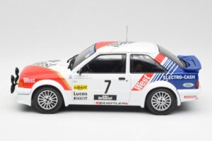 Ford Escort RS Turbo #7 Lotto Haspengouw Rally 1985 MCG 1:18 MCG18421 Metall — Bild 3 von 6