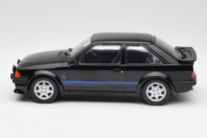Ford Escort RS Turbo Privatwagen Prinzessin Diana Schwarz MCG 1:18 MCG18420 Metall — Bild 3 von 6