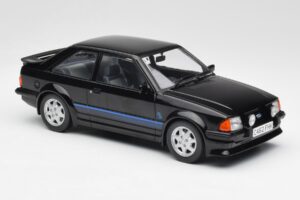 Ford Escort RS Turbo Privatwagen Prinzessin Diana Schwarz MCG 1:18 MCG18420 Metall — Bild 4 von 6