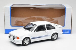 Ford Escort RS Turbo Weiß MCG 1:18 MCG18419 Metall — Bild 6 von 6