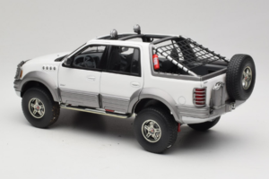 Ford Expedition Himalaya White AUTOart 1:18 72781 Metall — Bild 7 von 8