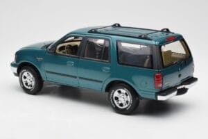 Ford Expedition XLT Grün Metallic UT Models 1:18 22717 Metall — Bild 7 von 8