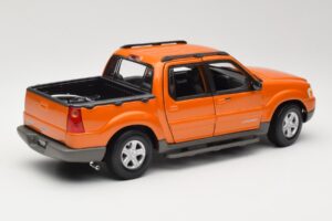 Ford Explorer Sport Trac Orange Maisto 1:18 536891G Metall — Bild 3 von 8