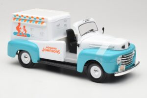 Ford F-1 Howard Johnson's Ice Cream Road Signature 1:18 92229 Metall — Bild 4 von 6