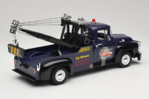 Ford F-100 Abschleppwagen Bob's Towing Welly 1:18 19834-W Metall — Bild 2 von 6