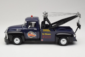 Ford F-100 Abschleppwagen Bob's Towing Welly 1:18 19834-W Metall — Bild 3 von 6