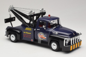 Ford F-100 Abschleppwagen Bob's Towing Welly 1:18 19834-W Metall — Bild 4 von 6