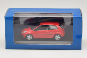 Ford Fiesta Mk5 2-Door Rot Minichamps 1:43 FIESTA004 Metall — Bild 4 von 4