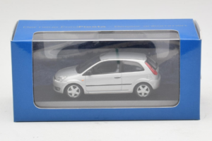 Ford Fiesta Mk5 2-Door Silber Minichamps 1:43 FIESTA003 Metall — Bild 4 von 4