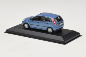 Ford Fiesta Mk5 4-Door Hellblau Minichamps 1:43 FIESTA002 Metall — Bild 3 von 4