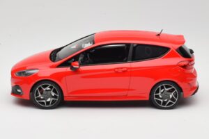 Ford Fiesta Mk8 ST Rot DNA 1:18 DNA000093 Resin — Bild 3 von 6