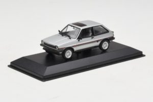 Ford Fiesta XR2 Silber Minichamps 1:43 400085160 Metall — Bild 2 von 4