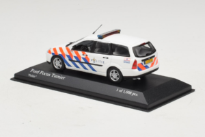 Ford Focus Turnier Politie Minichamps 1:43 430087092 Metall — Bild 3 von 4