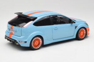 Ford Focus RS LM Classic Edition Gulf 1968 Ford GT40 Tribute Minichamps 1:18 100080068 Metall — Bild 3 von 8