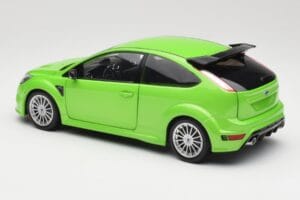Ford Focus RS Mk2 Green Metallic Minichamps 1:18 100080001 Metall — Bild 7 von 8