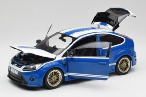 Ford Focus RS Mk2 LM Classic Blau Capri RS2600 Tribute Minichamps 1:18 100080072 Metall — Bild 2 von 8