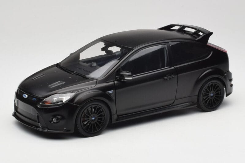 Ford Focus RS Mk2 Matte Black Minichamps 1:18 100080000 Metall