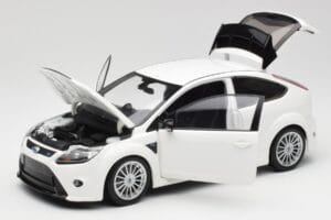 Ford Focus RS Mk2 Weiß Minichamps 1:18 100080002 Metall — Bild 2 von 8