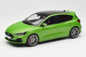 Ford Focus ST Mk4 Grün MCG 1:18 MCG18452 Metall