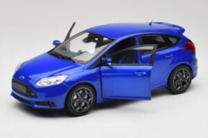 Ford Focus ST Mk2 Blue Metallic Minichamps 1:18 110082001 Metall — Bild 2 von 8