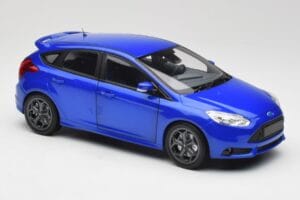 Ford Focus ST Mk2 Blue Metallic Minichamps 1:18 110082001 Metall — Bild 6 von 8