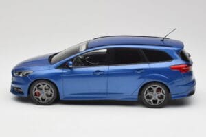 Ford Focus ST Turnier Mk3 Blau MCG 1:18 MCG18465 Metall — Bild 3 von 6