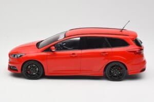 Ford Focus ST Turnier Mk3 Race Red MCG 1:18 MCG18466 Metall — Bild 3 von 6