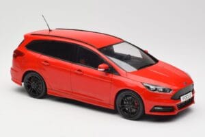 Ford Focus ST Turnier Mk3 Race Red MCG 1:18 MCG18466 Metall — Bild 4 von 6