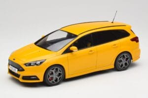 Ford Focus ST Turnier Mk3 Gelb MCG 1:18 MCG18464 Metall