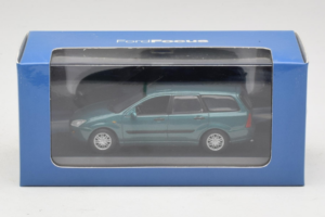 Ford Focus Mk1 Turnier Grün Minichamps 1:43 FOCUS003 Metall — Bild 5 von 5