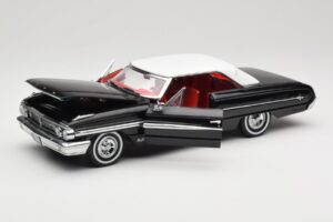 Ford Galaxie 500 Schwarz Sun Star 1:18 1442 Metall — Bild 2 von 8