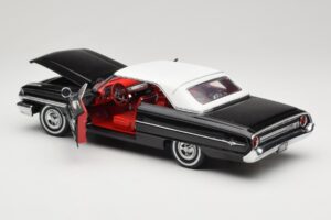 Ford Galaxie 500 Schwarz Sun Star 1:18 1442 Metall — Bild 5 von 8