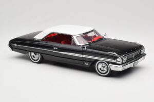 Ford Galaxie 500 Schwarz Sun Star 1:18 1442 Metall — Bild 6 von 8