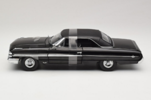 Ford Galaxie 500 Men in Black 3 Movie GreenLight 1:18 15301 Metall — Bild 3 von 6