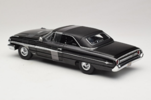 Ford Galaxie 500 Men in Black 3 Movie GreenLight 1:18 15301 Metall — Bild 5 von 6