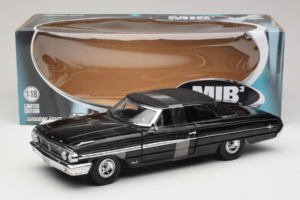 Ford Galaxie 500 Men in Black 3 Movie GreenLight 1:18 15301 Metall — Bild 6 von 6
