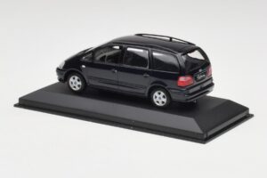 Ford Galaxy Mk1 Blau Minichamps 1:43 430089501 Metall — Bild 3 von 4