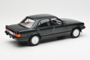 Ford Granada Mk2 2.8 Injection Dunkelgrün MCG 1:18 MCG18263 Metall — Bild 2 von 6