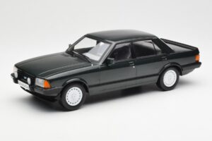 Ford Granada Mk2 2.8 Injection Dunkelgrün MCG 1:18 MCG18263 Metall