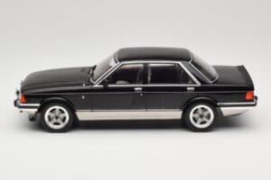 Ford Granada Mk2 2.8 Injection Gray Metallic MCG 1:18 MCG18536 Metall — Bild 3 von 6