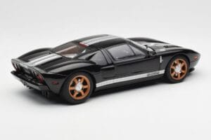 Ford GT Schwarz Mit Weißen Streifen AUTOart 1:18 73023 Metall — Bild 3 von 8